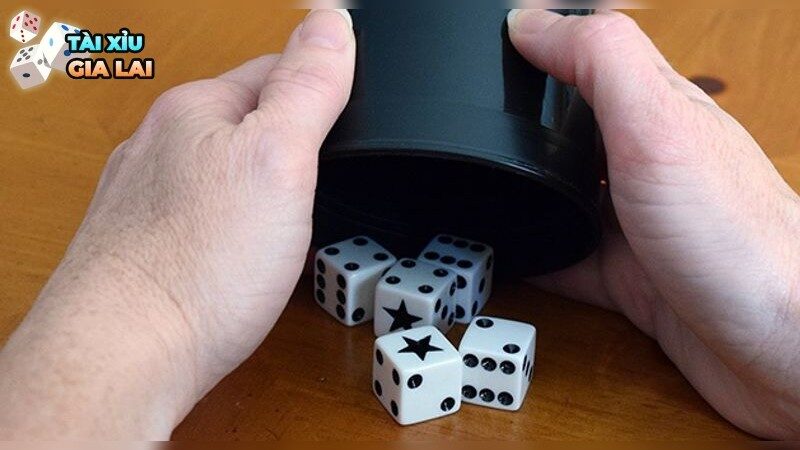 Phân tích yếu tố Thủy trong vận may của Cự Giải